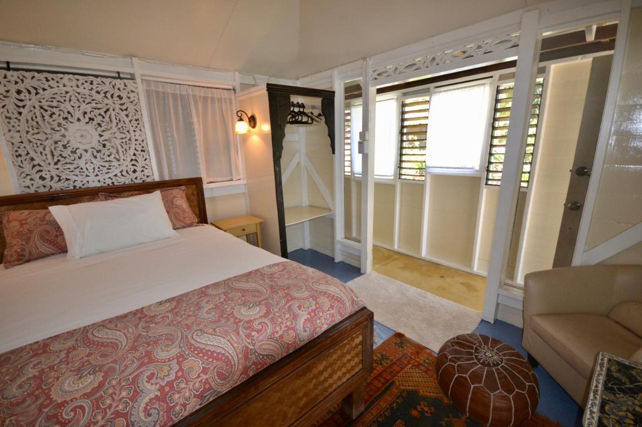 Katamah Beachfront Guesthouse Трежър Бийч Екстериор снимка